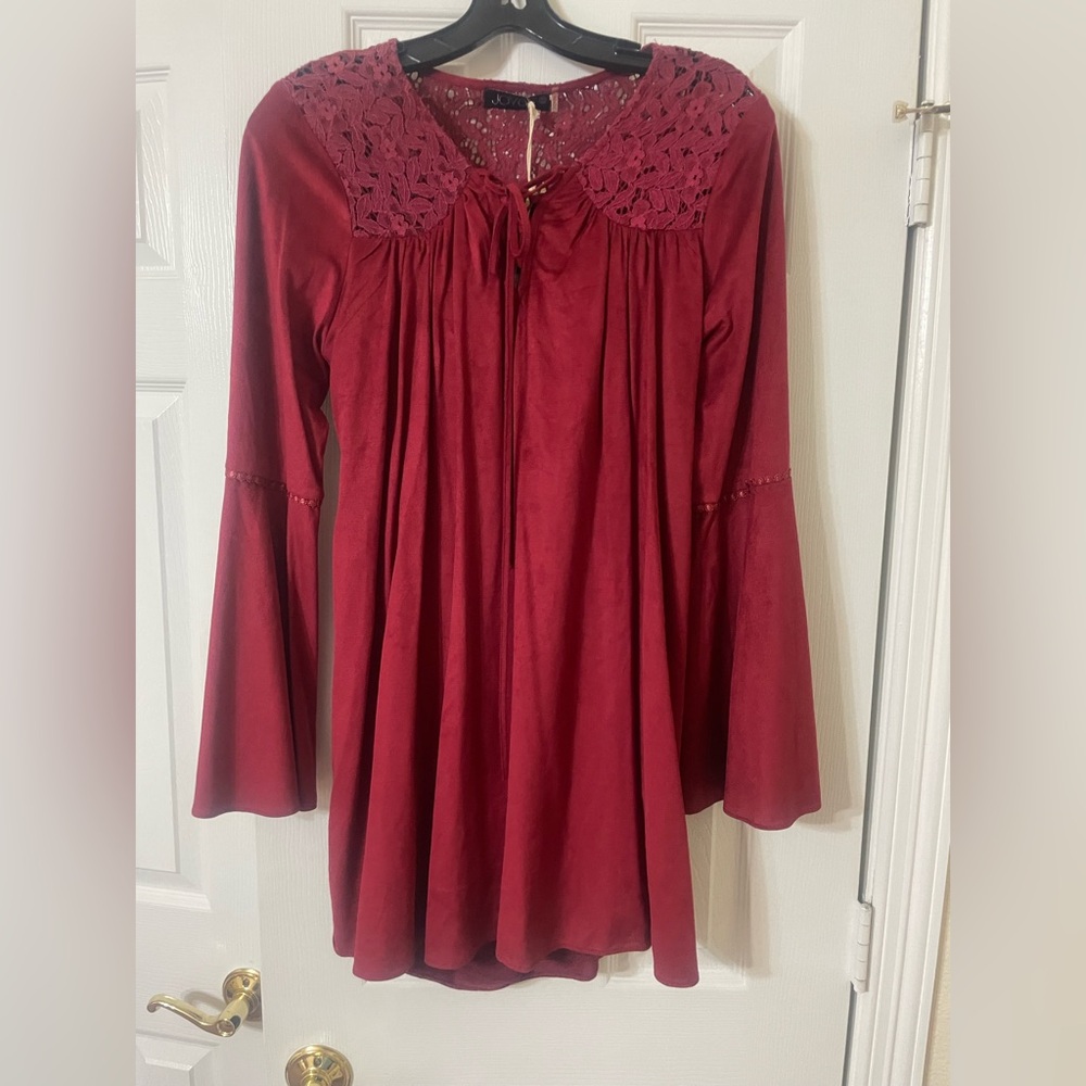 Red Lace Yoke Bell Sleeve Tunic